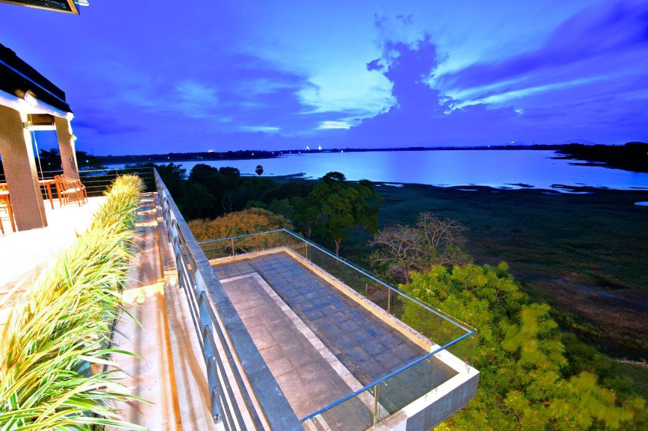 The Lake Forest Hotel Holambra Exterior foto