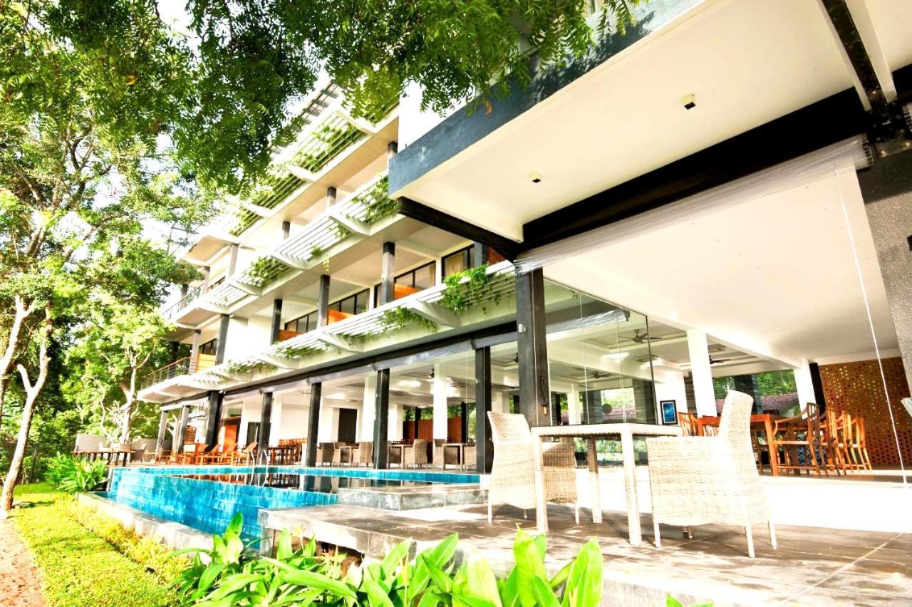 The Lake Forest Hotel Holambra Exterior foto